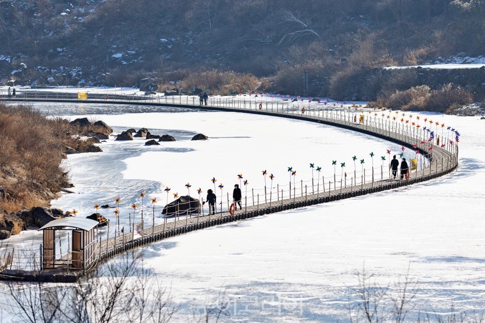 철원 한탄강얼음트레킹 / 사진-철원문화재단